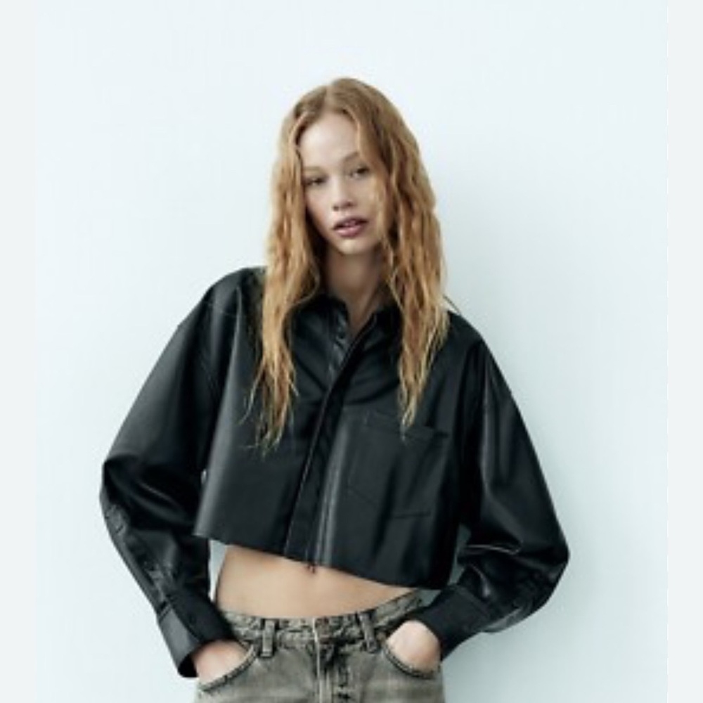 Zara Black Crop Top with Sleek Design